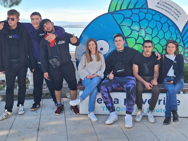 1 2. staklarska radionica u Driveniku