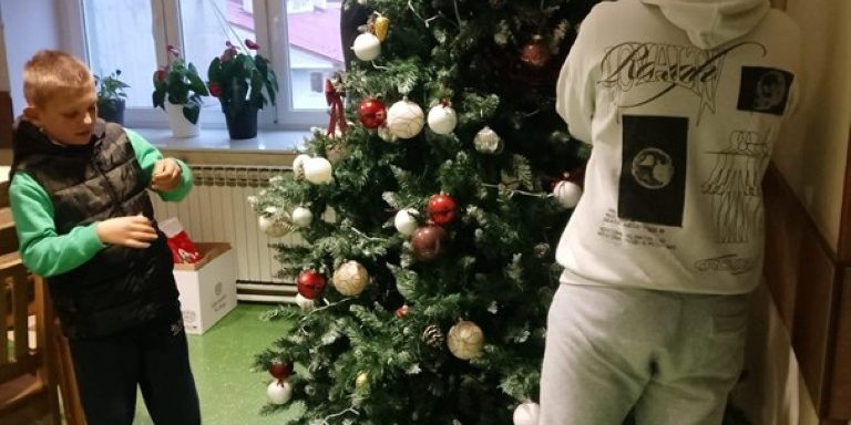 Slika1 Advent i Sveti Nikola u Lugu, 6.12.2025.